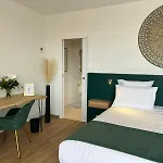 Le Domaine De La Vallee Bed & Breakfast
