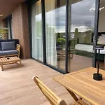 Le Domaine De La Vallee Bed & Breakfast 4*