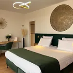 Le Domaine De La Vallee 4*