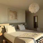 Le Domaine De La Vallee Bed & Breakfast