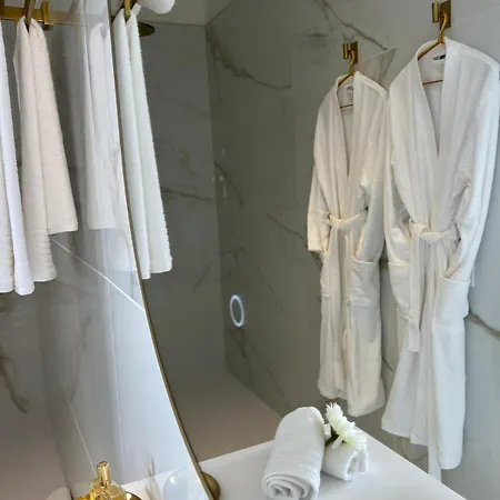 Le Domaine De La Vallee 4*